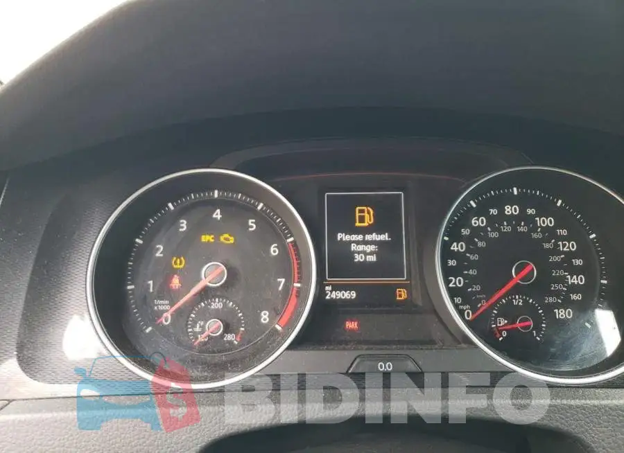 3VW5T7AU9FM091537 Photo# 9