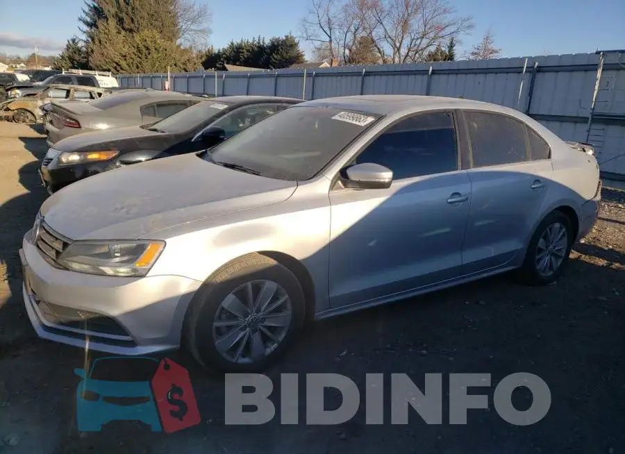 3VWD17AJ7FM319607 Photo# 1