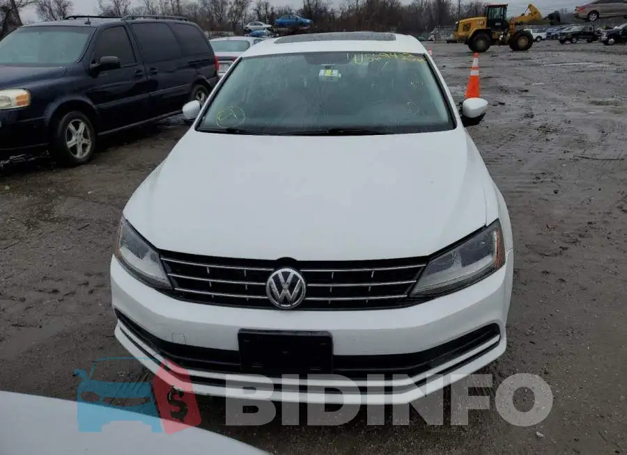 3VWDB7AJ3JM234267 Photo# 5