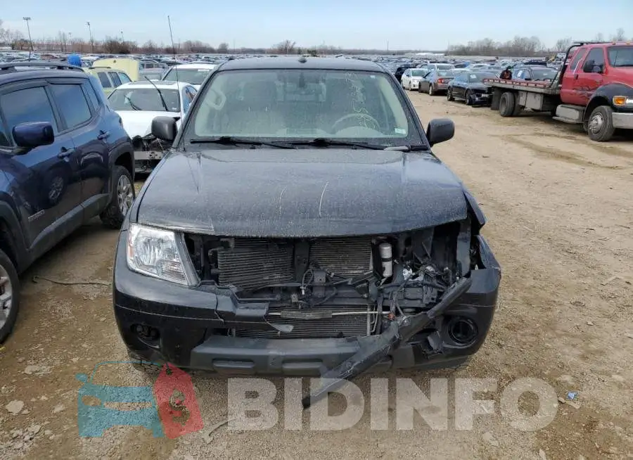 1N6AD0EV5JN772332 Photo# 5
