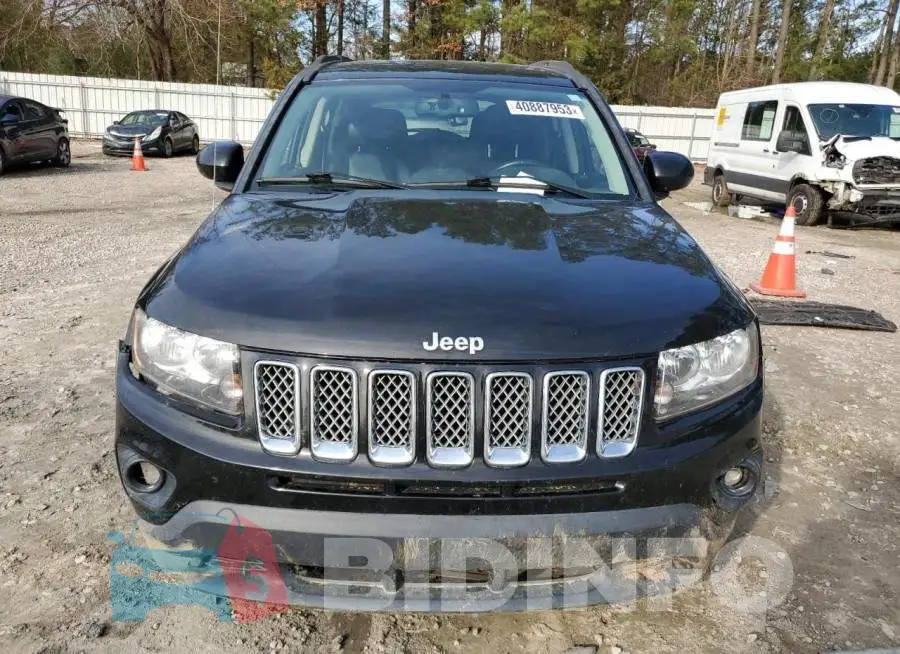 1C4NJCEA6GD710075 Photo# 5