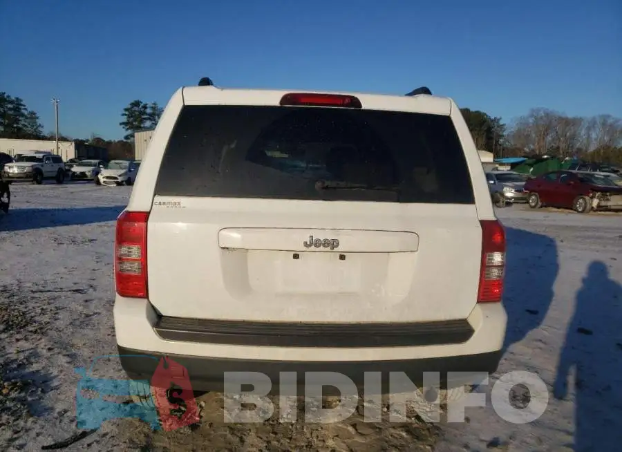 1C4NJPBB1FD139257 Photo# 6