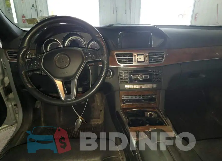 WDDHF8JB4EA899999 Photo# 8