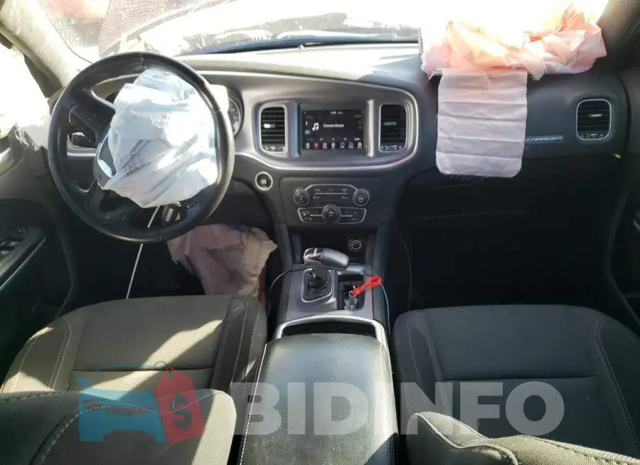 2C3CDXBGXKH640837 Photo# 8