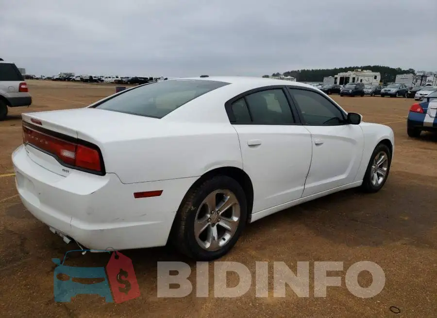 2C3CDXHG7EH357517 Photo# 3