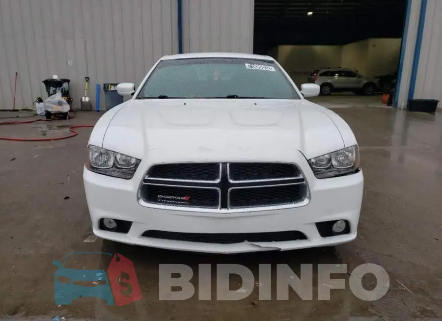2C3CDXHG8EH121460 Photo# 5