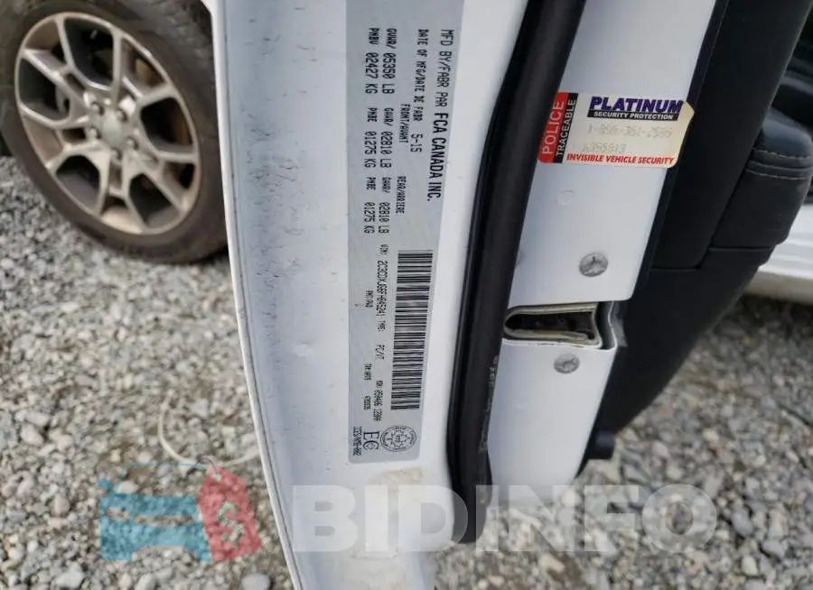 2C3CDXJG6FH845241 Photo# 12