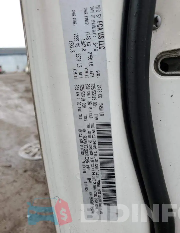 3C4PDCEG9GT212385 Photo# 13