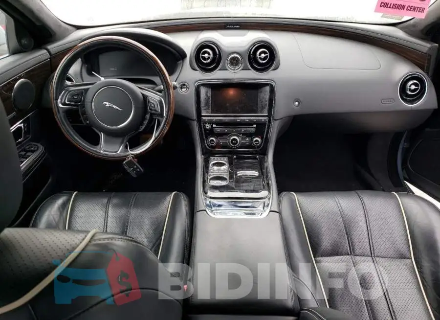 SAJWA2GZ7E8V64889 Photo# 8