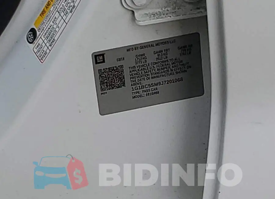 1G1BC5SM9J7201068 Photo# 10
