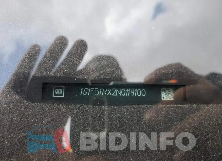 1G1FB1RX2N0119100 Photo# 12