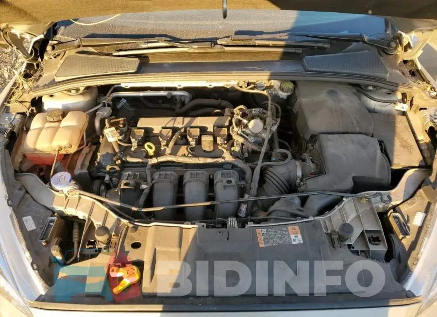 1FADP3F21GL372808 Photo# 11