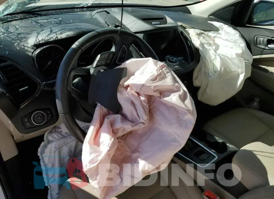 1FMCU0J98HUD91137 Photo# 8