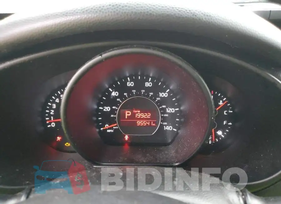KNDJP3A5XJ7611321 Photo# 9