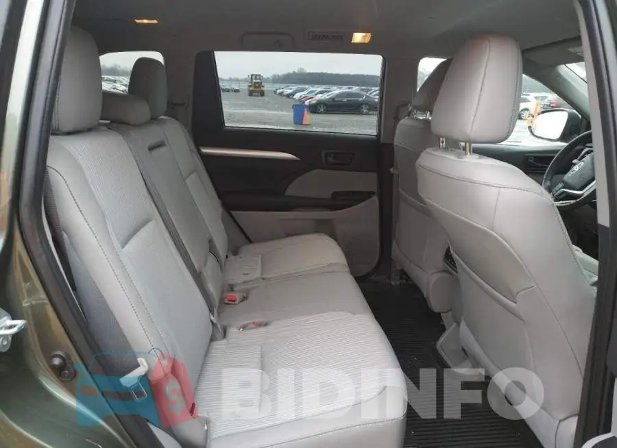 5TDZZRFH7KS352118 Photo# 11