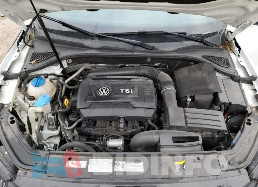 1VWCS7A38GC041359 Photo# 11