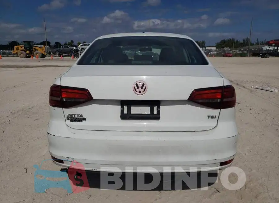 3VW267AJ9GM285664 Photo# 6