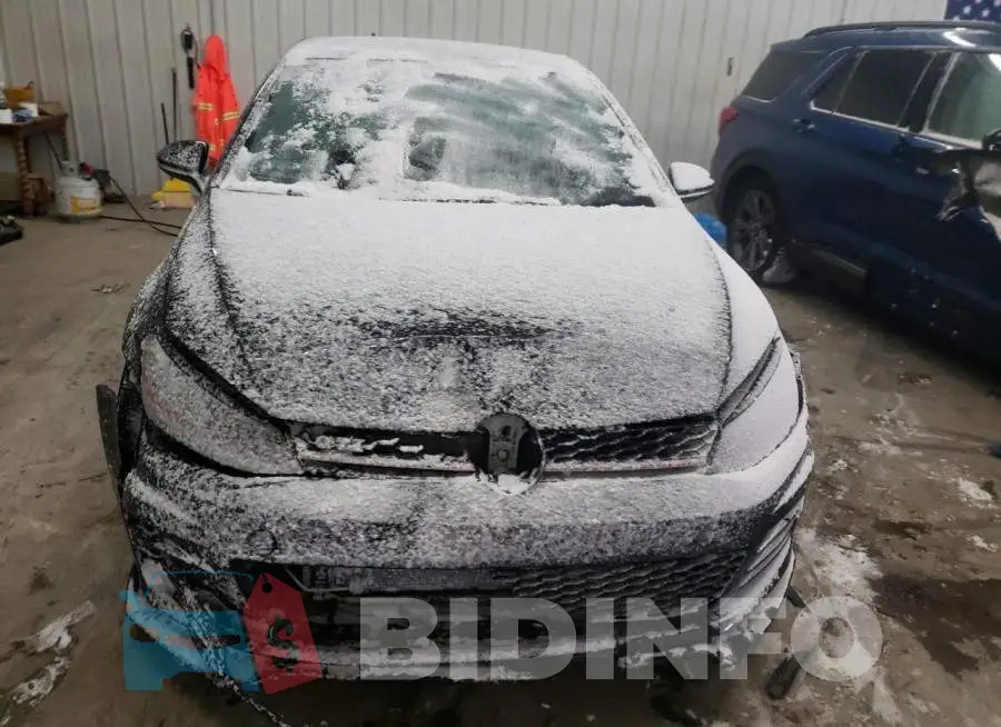 3VW5T7AU2FM094702 Photo# 5