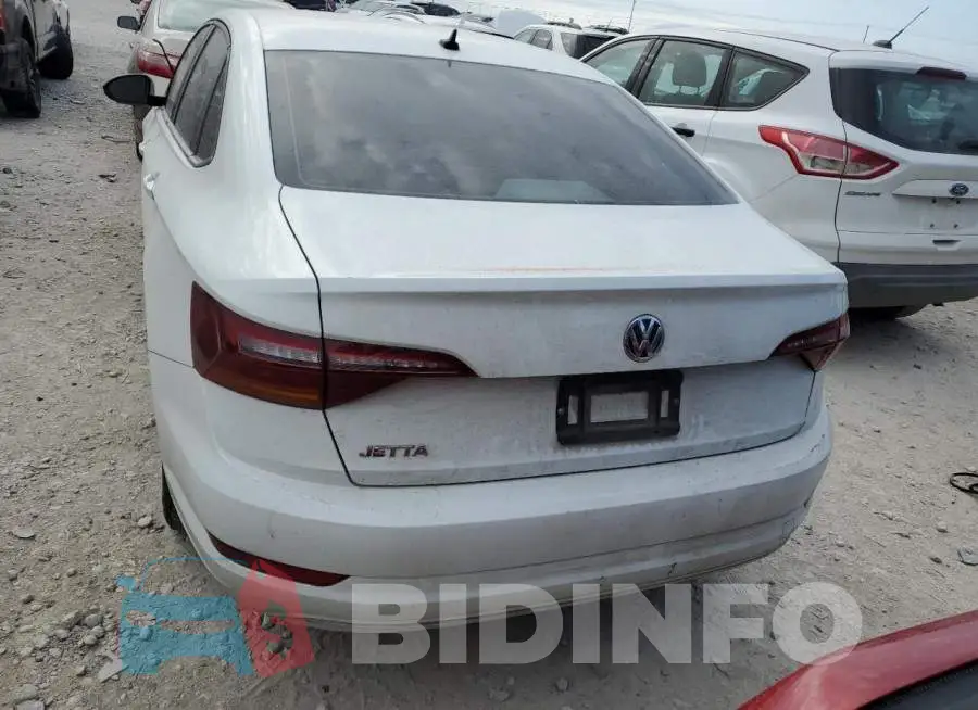 3VWC57BU8KM087618 Photo# 6