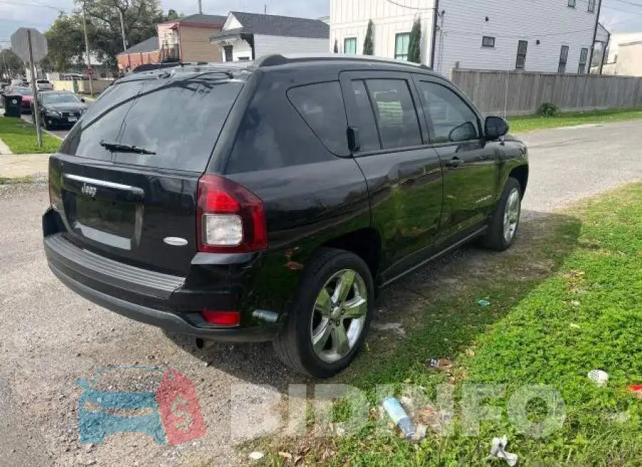 1C4NJDEB7ED811217 Photo# 4