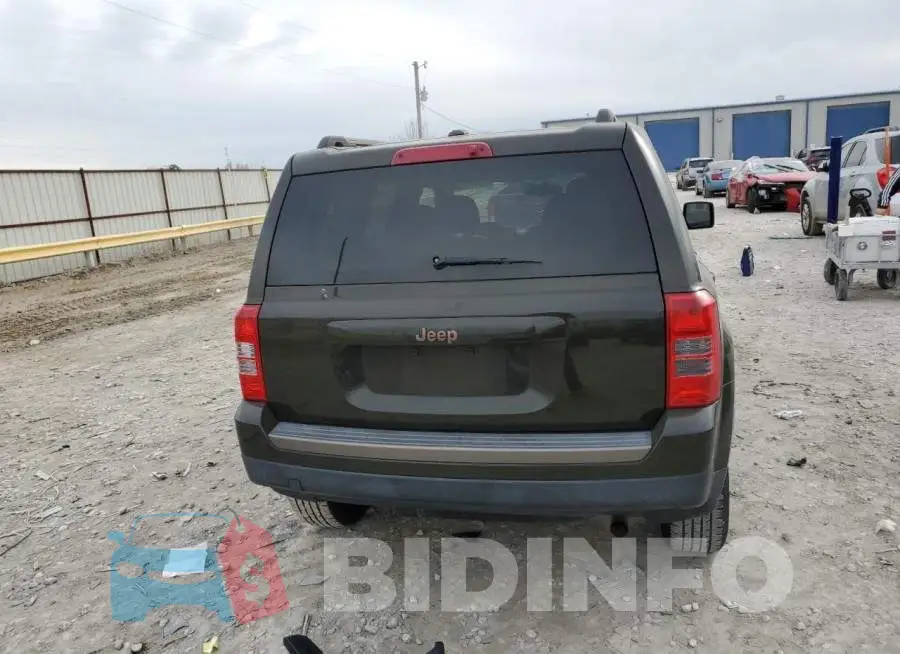1C4NJPBB3HD186969 Photo# 6