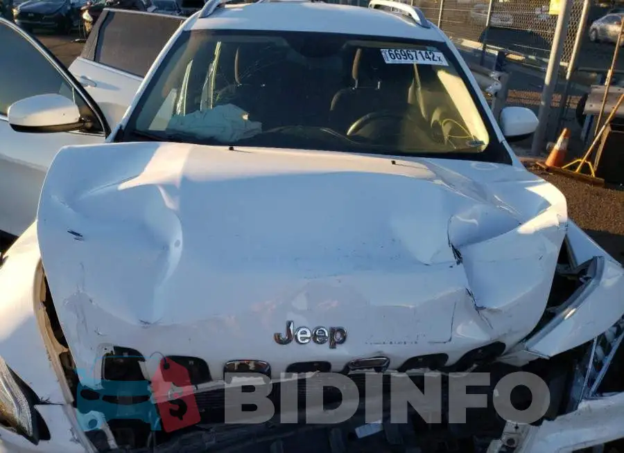 1C4PJMCB8FW559608 Photo# 7