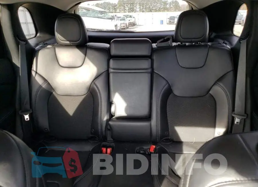 1C4PJMLB5KD287041 Photo# 10