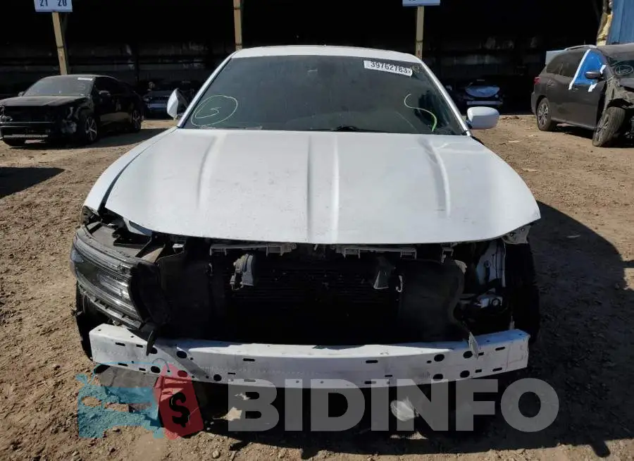 2C3CDXHG6GH350884 Photo# 5