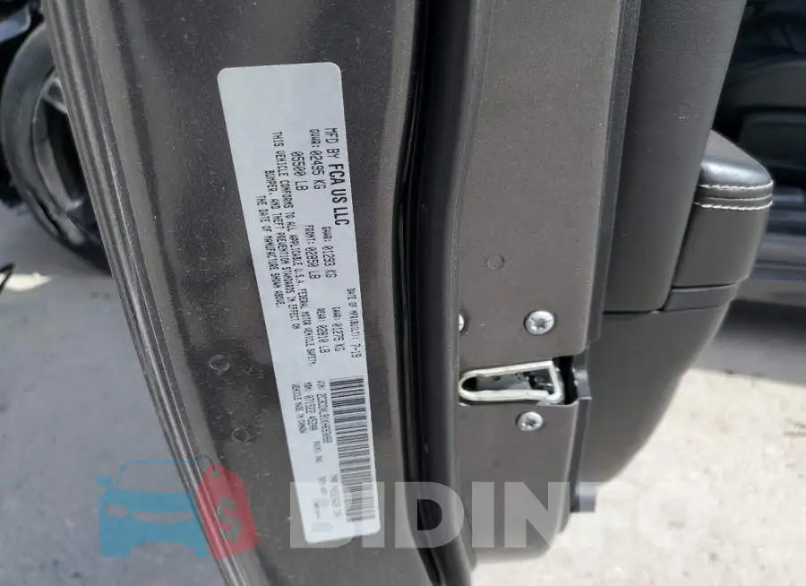 2C3CDXL91KH693068 Photo# 12