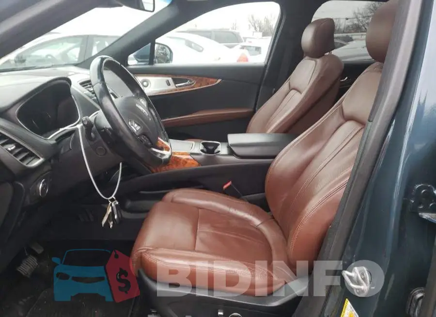 2LMPJ8LP0GBL82624 Photo# 7