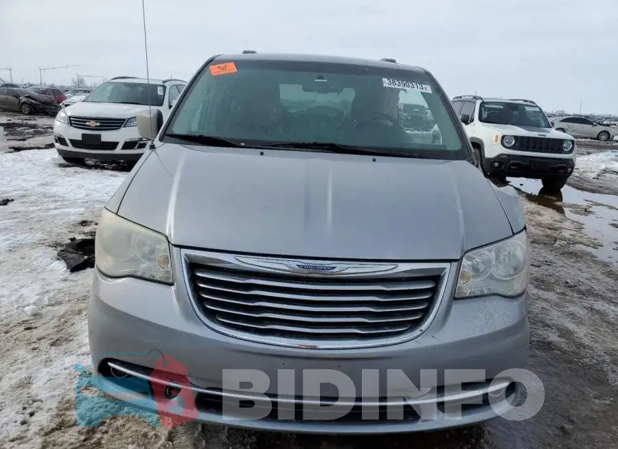 2C4RC1BG5GR186990 Photo# 5