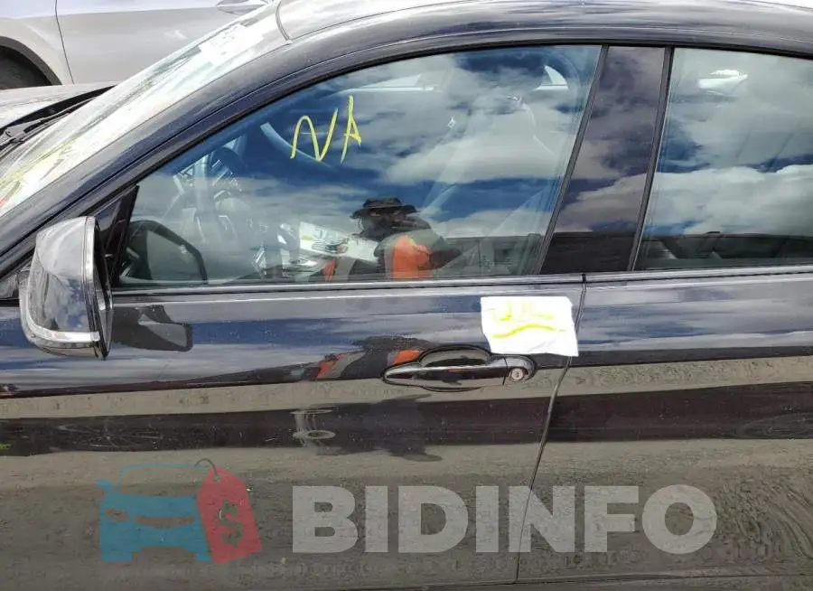 WBA4J1C55KBM18537 Photo# 9