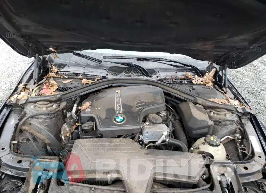 WBA8A9C54GK617666 Photo# 11