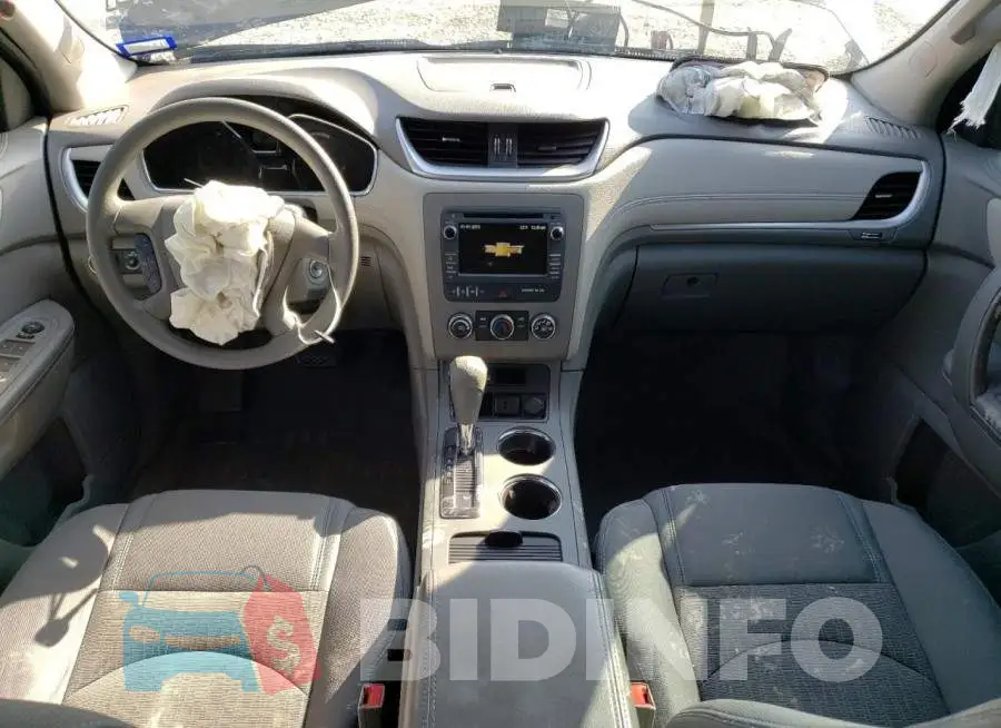 1GNKRFEDXHJ249643 Photo# 8