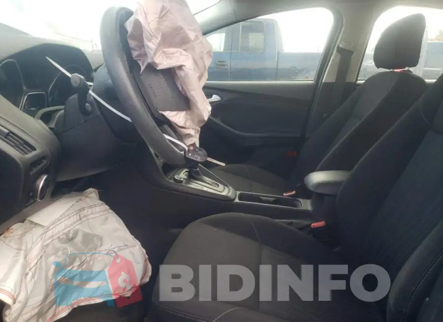 1FADP3F20GL385064 Photo# 7