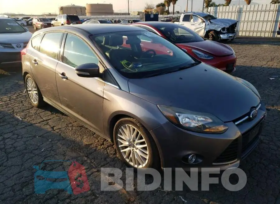 1FADP3N28EL170059 Photo# 4