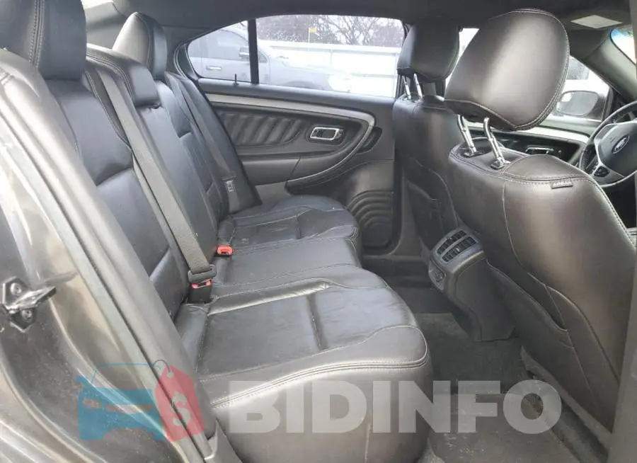 1FAHP2E82GG158033 Photo# 10
