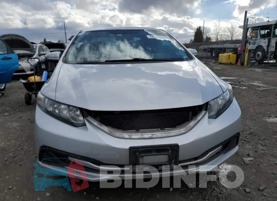 19XFB2F50EE070146 Photo# 5