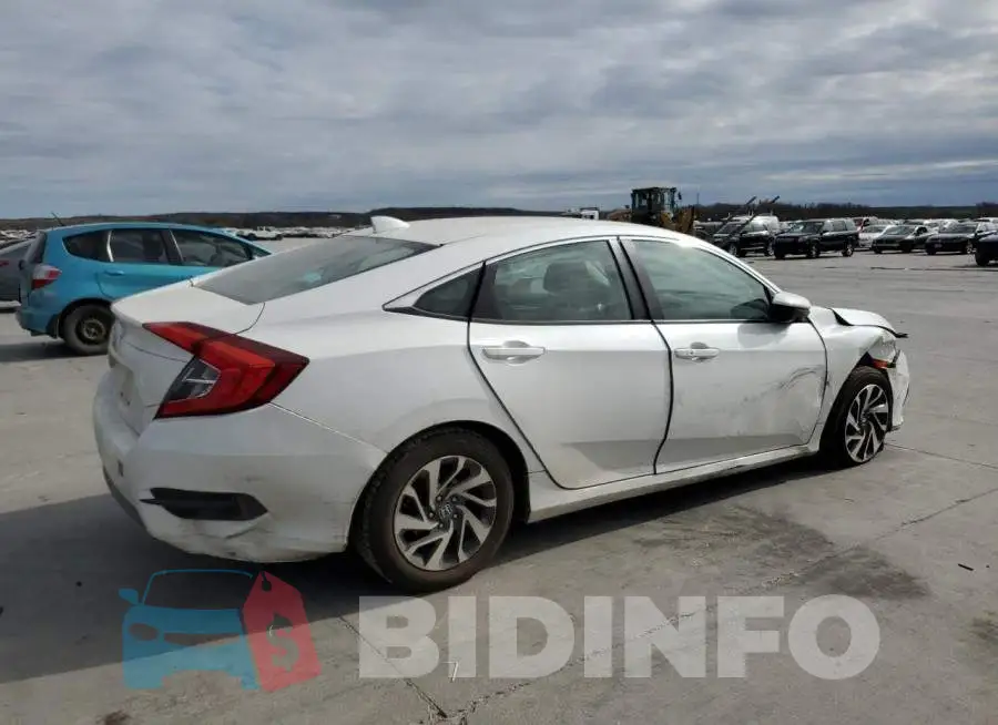19XFC2F78HE004138 Photo# 3