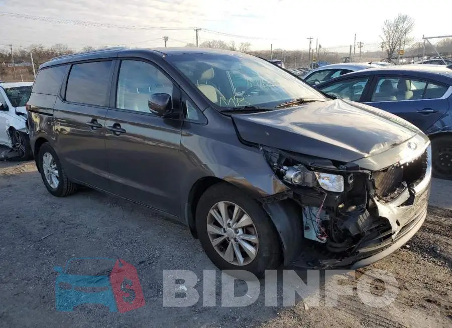 KNDMB5C14F6019136 Photo# 4