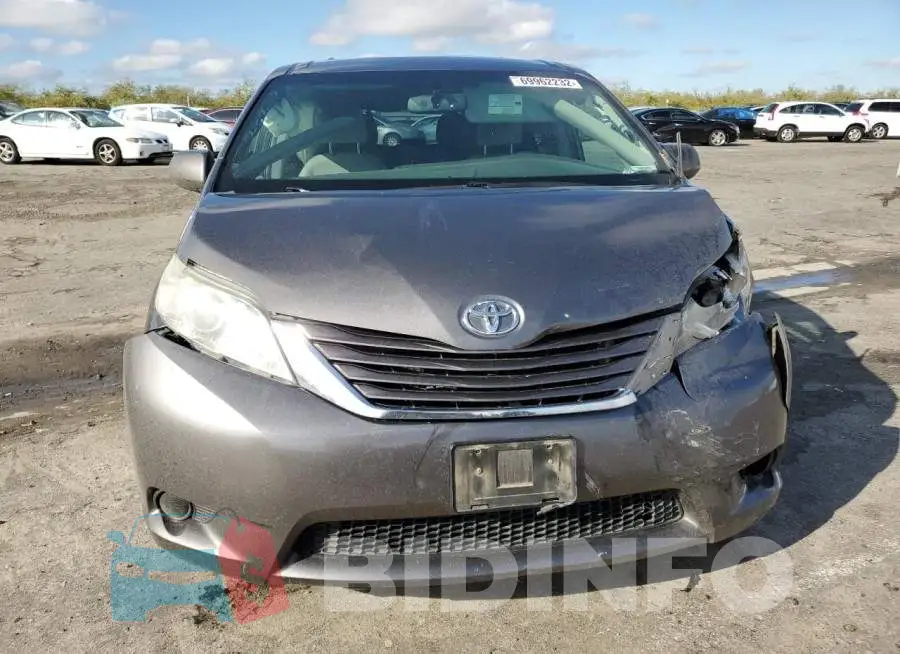 5TDKK3DCXGS751672 Photo# 5
