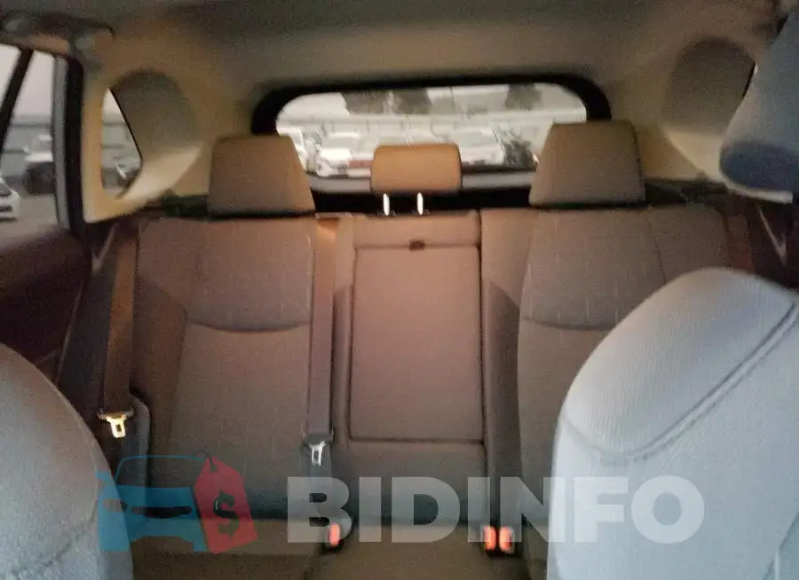 JTMW1RFV0LD060274 Photo# 10