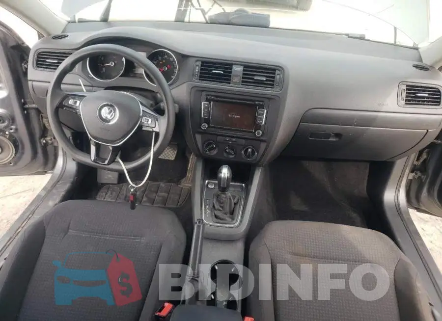 3VW2K7AJ2FM412670 Photo# 8