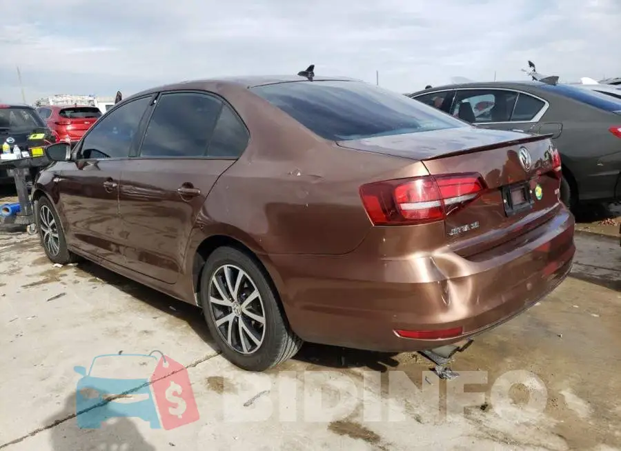 3VWD67AJ2GM391821 Photo# 2