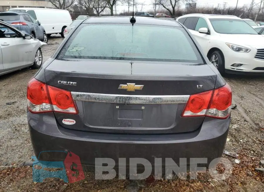 1G1PE5SB2G7206572 Photo# 6