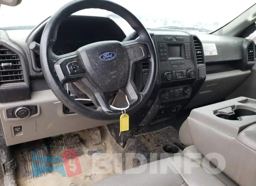 1FTMF1C84HKD44244 Photo# 8