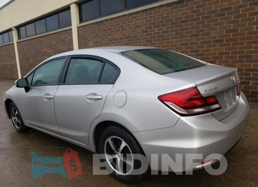 19XFB2F7XFE040512 Photo# 2