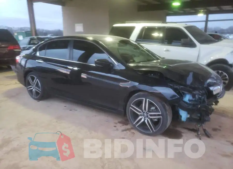 1HGCR2F67HA072007 Photo# 4