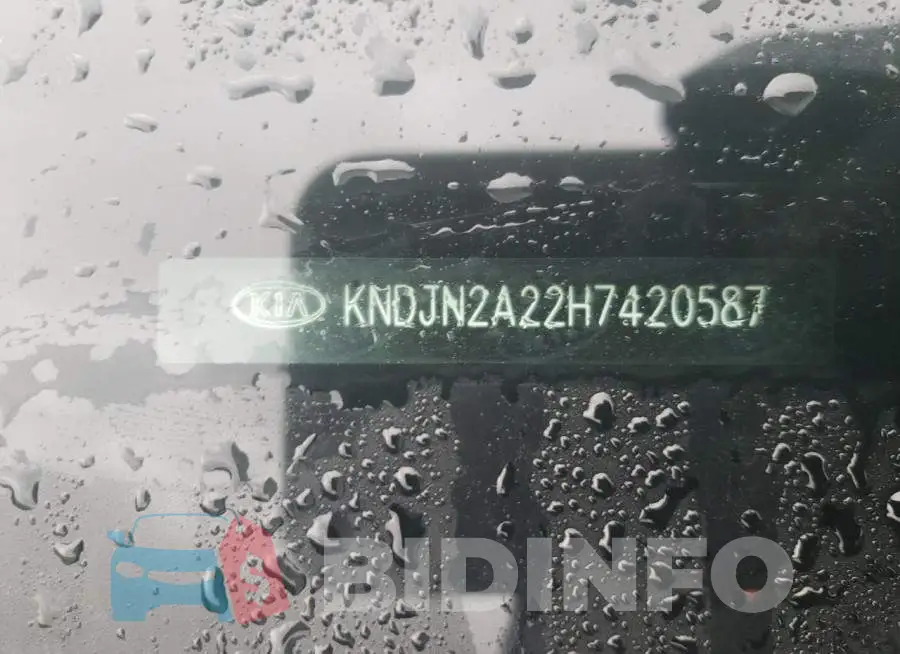 KNDJN2A22H7420587 Photo# 12