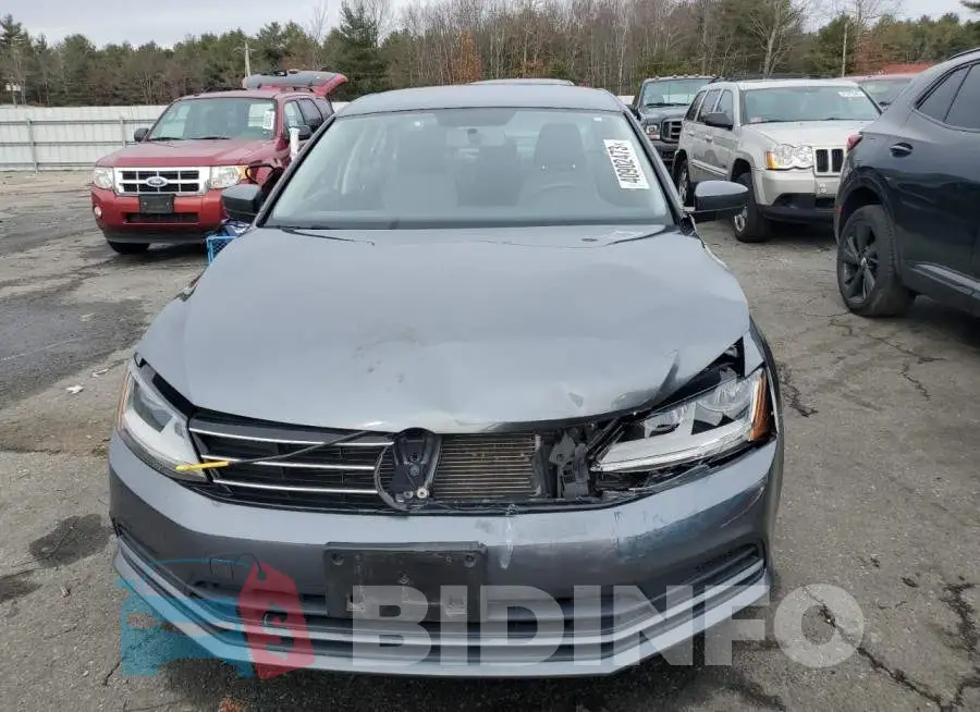 3VW2B7AJ0HM394821 Photo# 5